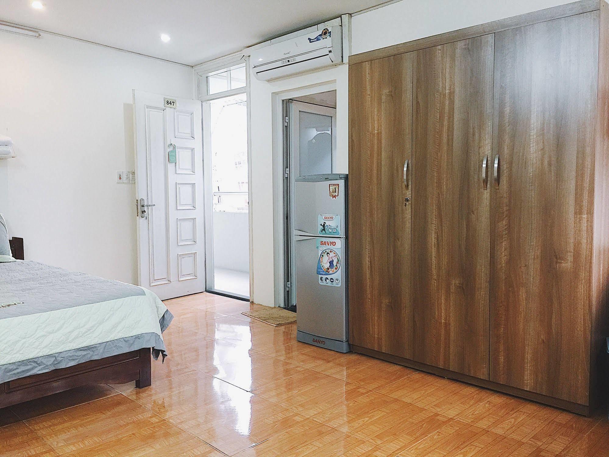 V-Studio Apartment 2 Ханой Екстер'єр фото