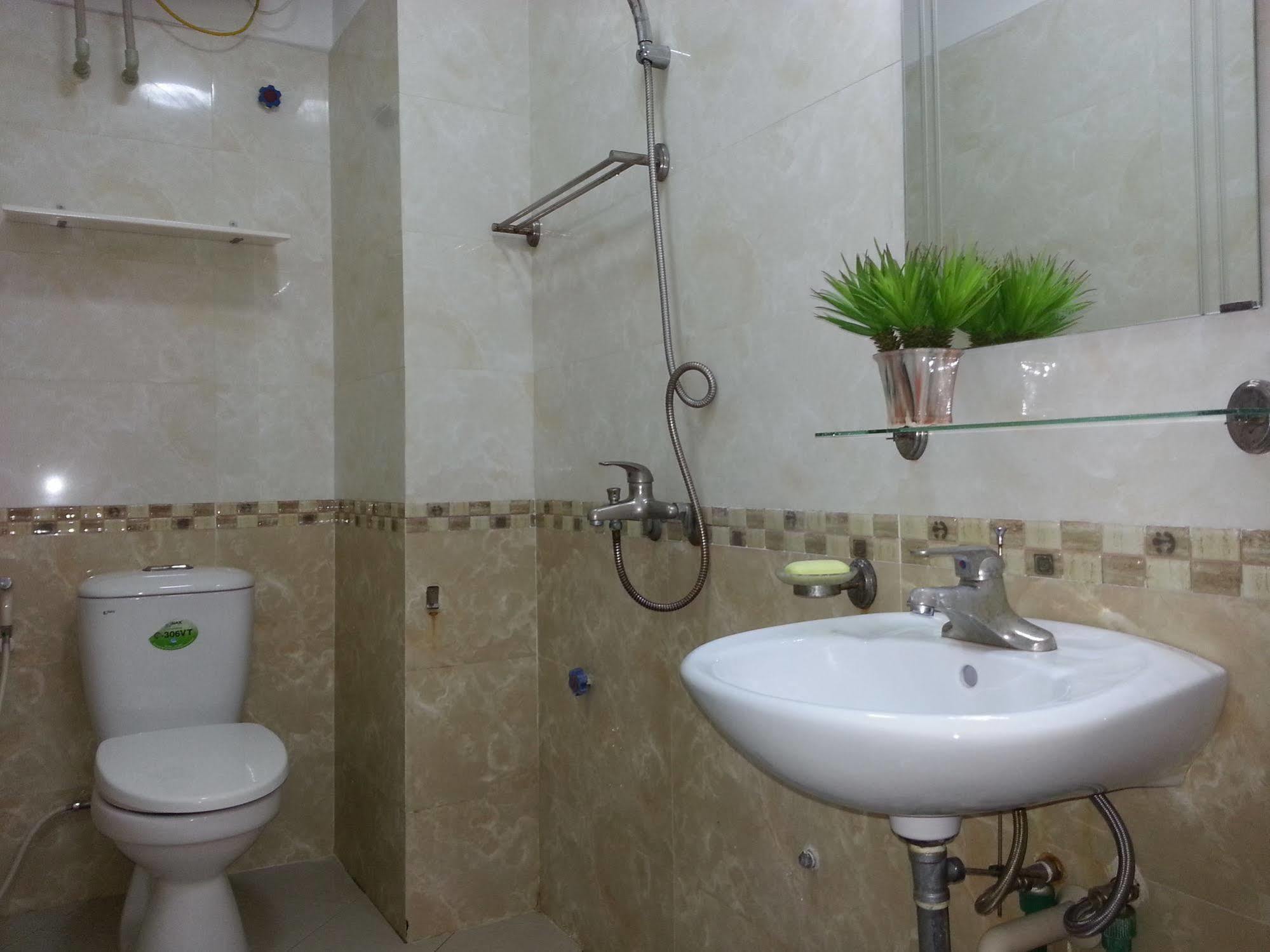 V-Studio Apartment 2 Ханой Екстер'єр фото
